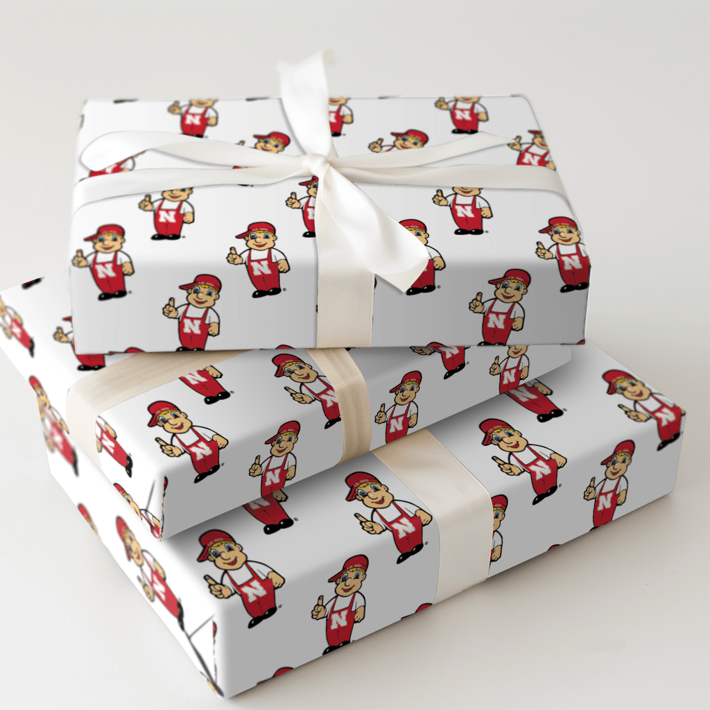 Lil Husker white - Wrapping Paper - Aspen & Arlo