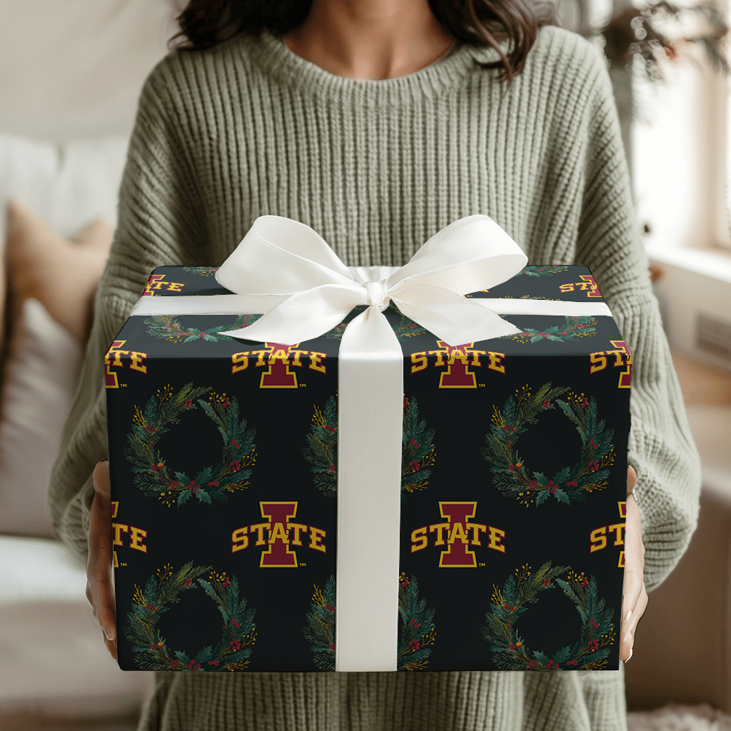 I - State Wreath - Wrapping Paper - Aspen & Arlo