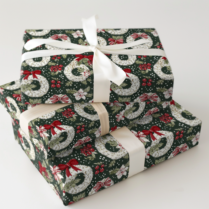Snowy Wreath Chinoiserie
